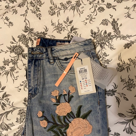 ONLY mom jeans - Picture 2 of 2